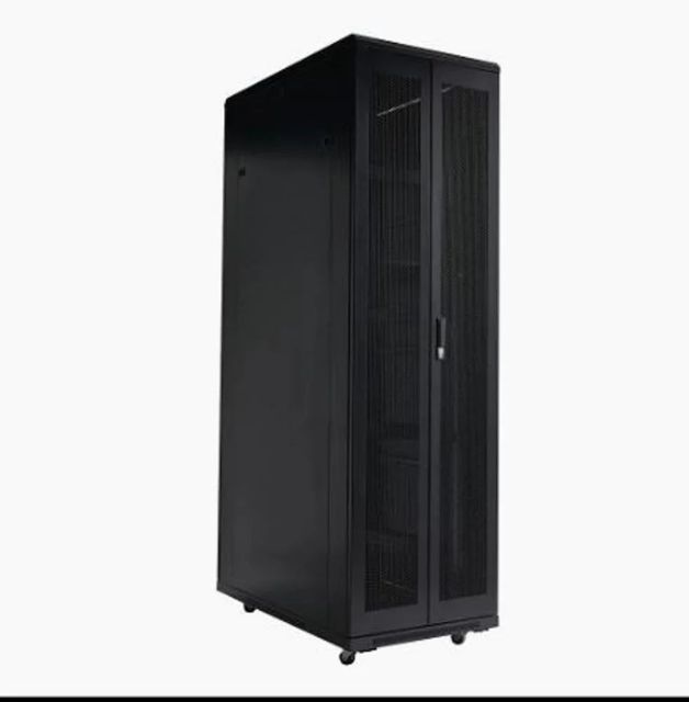 Stainless Steel Heavy Duty 42u Networking Rack Size 42 Shape neet Color ...