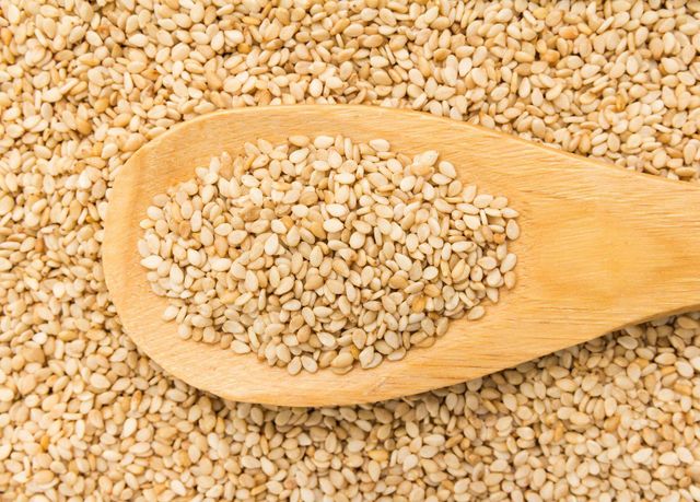 Manufacturer Wholesale Hulled Sesame Seeds 100% Natural USA Origin 24 Months Shelf Life - Image 1