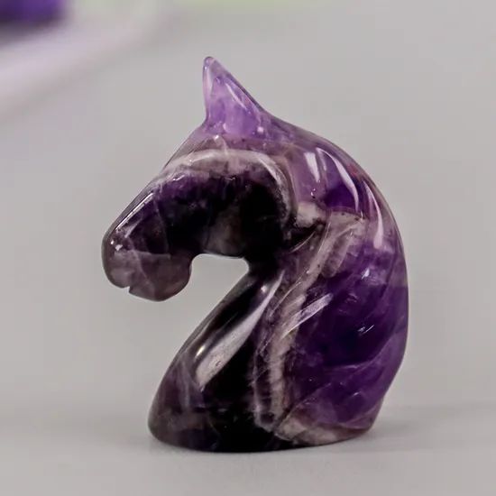 2.5inch Hot Sales Natural Amethyst Unicorn Carving Handcrafted Amethyst Unicorn for Crystal Crafts - Image 2