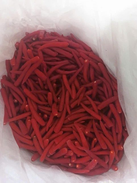 Frozen chilli (Stemless) Grade A Form Frozen Stem Status Stemless Place of Origin Vietnam Shelf Life 12-16 months Packaging Details Carton - Image 4