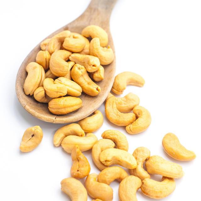 Natural Cashew Nuts Prepared With Advanced Sorting Methods Ensuring Outstanding Quality For International Markets – product photo 2, product detail gallery