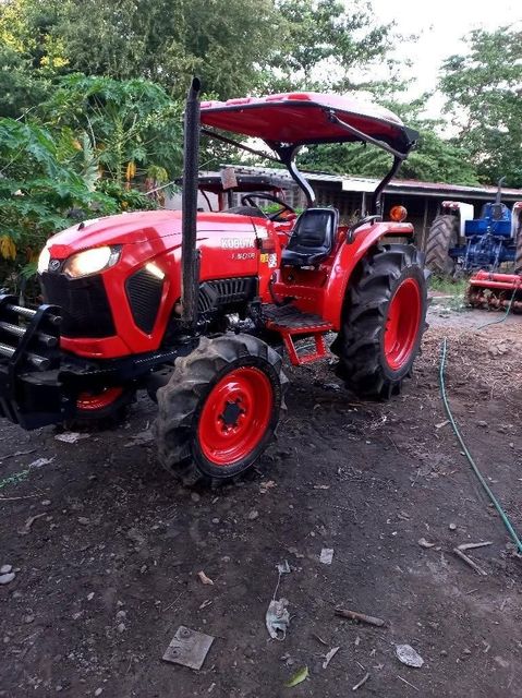 Powerful Kubota L3218 Tractor Built For Heavy Farm Work Strong Engine Reliable Performance For Sale - Image 3