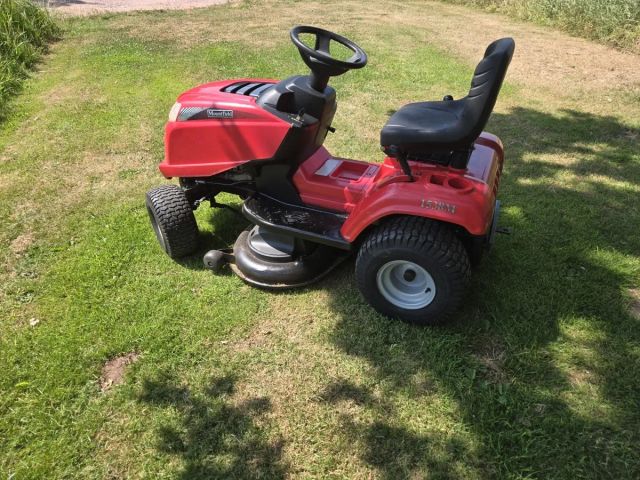 Quality SCH Tractor And Mowers With Strong Blades And Stable Tractor Mounted Mowing Performance - Image 1