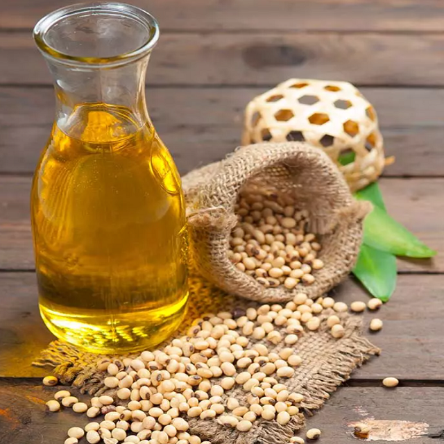 Soybean Oil in Wholesale price direct from Factory / Refined Soybean Oil / Crude Soybean Oil Soybean Oil Bulk Packaging - Image 4