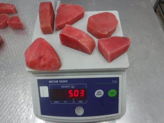Best wholesale price Frozen Tuna Loins/Saku/Cube/Steak The Yellowfin Tuna Fish CO treated all sizes - Image 4