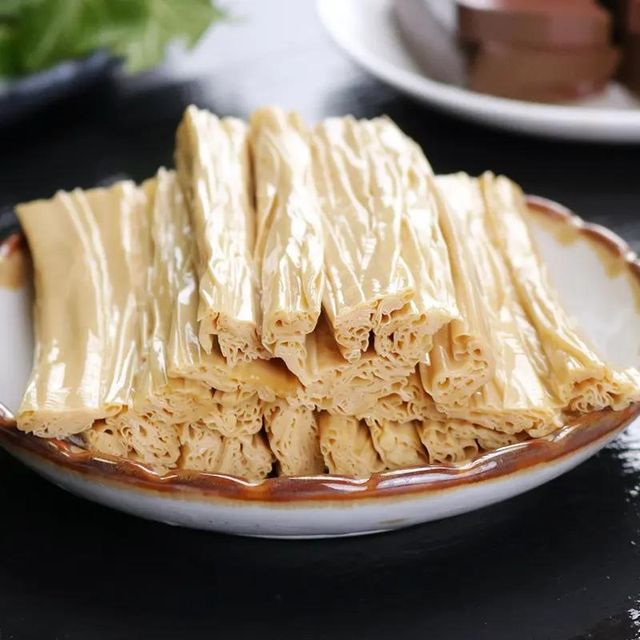 Superior Quality Fresh Fuzhu Frozen Fresh Soybean Asparagus Yuba Fresh Bean Curd Stick - Image 4
