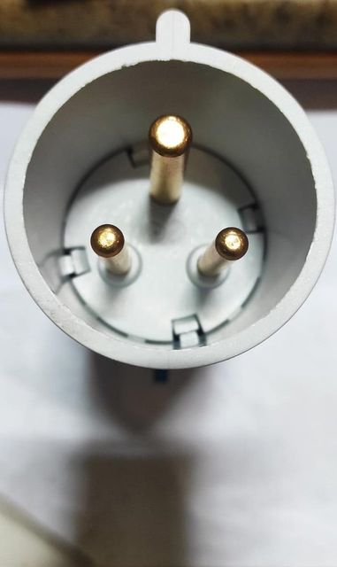 schneider Industrial Plug Connectors No. Of Pin 3 IP Rating 44 Pin Type 3 Pin Brand schneider MCB Protected Yes Country of Origin Made in - Image 2