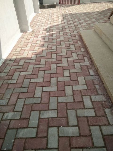 brick Color Grey Eco Friendly Yes Shape Rectangular Thickness(mm) 60/80 Usage/Application Floor Brick Type Concrete - Image 1