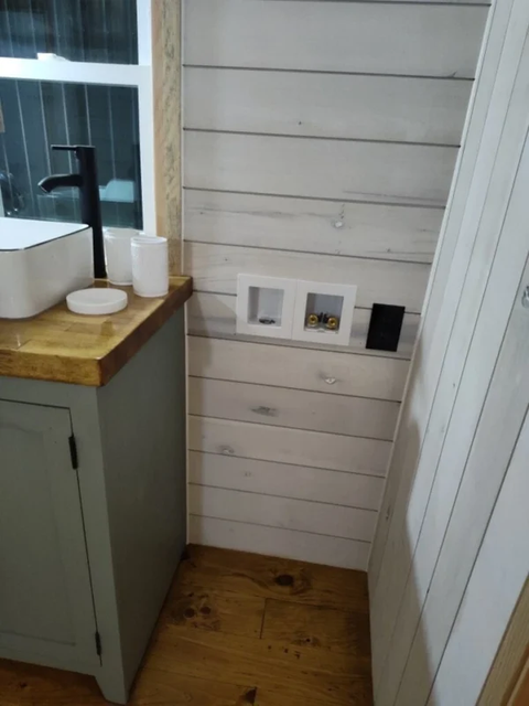 Container Home Office / Tiny Home on wheels. - Image 3