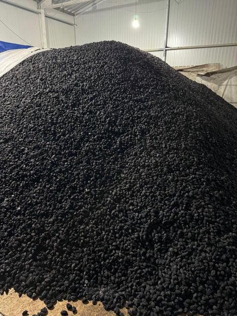 Dried Prunes (Pitted / Whole) – High-Fiber Natural Laxative Texture Soft Added Preservatives None Packaging 30kg Sacks, 10 kg Boxes - Image 3