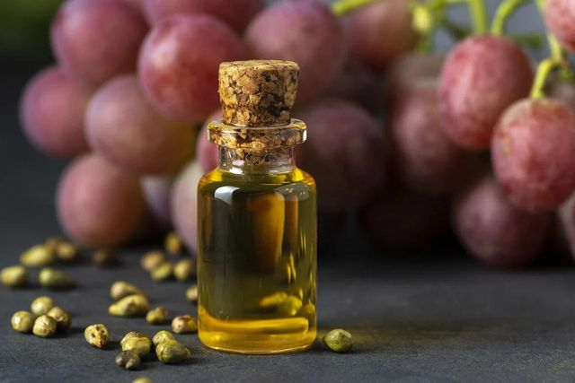 Grapeseed Oil Healthy Cooking Ingredient Premium Grade Global Trade Supply - Image 2