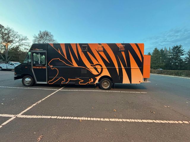 Professional Drunk Food Truck Featuring Durable Construction And Spacious Cooking Area Wholesale Price Special Deal - Image 2