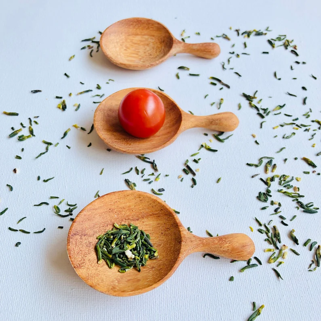 Variety Wooden Spoons - Handcrafted Cutlery from Vietnam Shape Varieties Safety Food-safe Finish Hand-polished Place of Origin Vietnam - Image 4