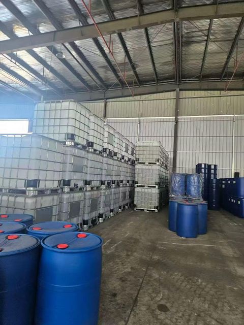 High Quality Organic Vegetable Glycerin 100% Pure with Strong Viscosity Versatile Applications for Industrial Use - Image 4