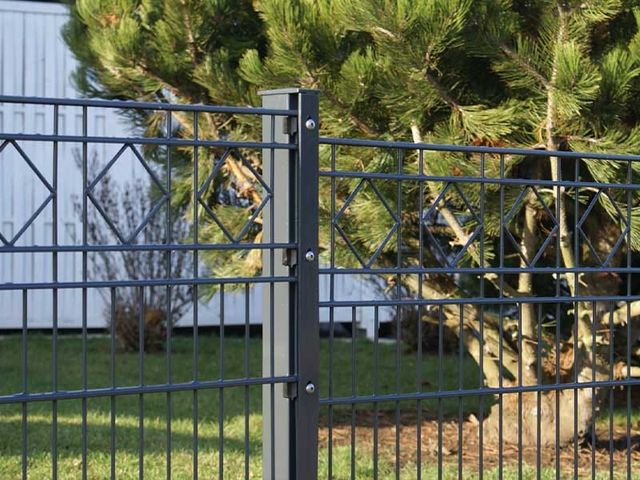 2D - 3D Fence Posts - Image 17