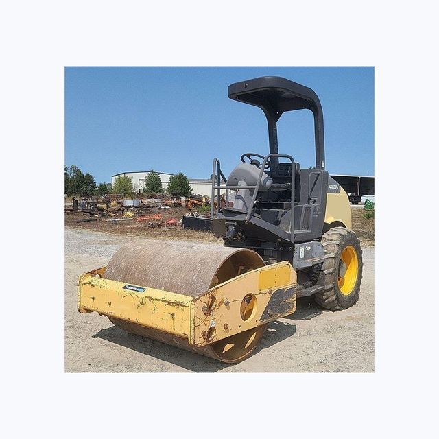 road roller compactor for earthwork and soil compaction reliable machine suitable for leveling and compacting land in construction sitessmooth drum roller for asphalt compaction high quality equipment suitable for achieving smooth road surfaces and pavement finishing - Image 4