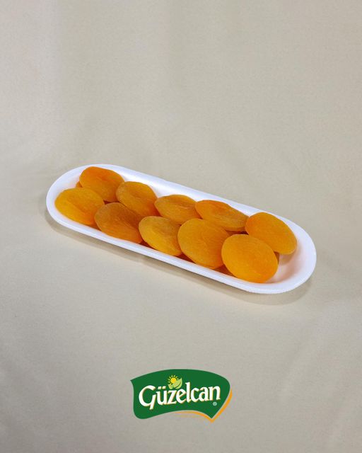 Dried Apricot 200 gram foam pack Color Natural Origin Turkey Nutritional Value Rich Place of Origin Turkiye Packaging 200 gram pack - Image 3