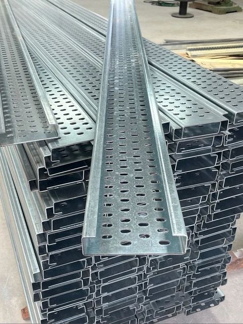 Hot Dip Gi Ladder Type Cable Tray Type Perforated Thickness 1.6 mm Shape Rectangular Tray Width 150 mm Tray Length 2500 - Image 3