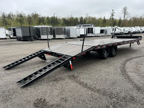 2024 Diamond C 8.5×24 15K Powder Coated Deckover Equipment Trailer - Image 3