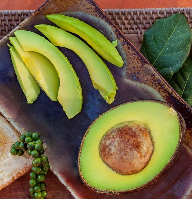 Wholesale Fresh Avocados Tropical Fruits and Vegetables from Viet Nam Best Price with Free Taxes – product photo 3, product detail gallery