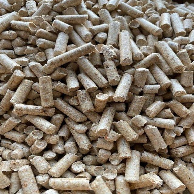 Premium Grade Wood Pellets For Clean Burning Home Heating Industrial Boilers High Energy Output Excellent Quality - Image 1