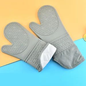 Kitchen Heat Resistance Mats, Slip-Resistant Textured Grip, Black Cooking Gloves Set - Image 6