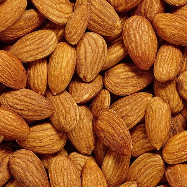 500g 1kg 2kg Packaged Raw Organic Brazil Badam Almonds from USA Dried Almond Nuts in Bulk Vacuum Bags whatsap +255787979235 - Image 3