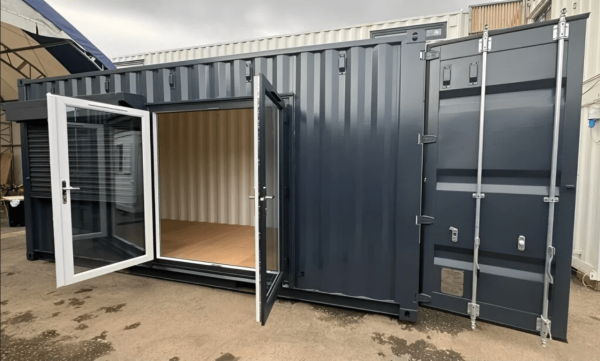 20ft x 8ft Custom Shipping Container Conversion – Portable Building - Image 2