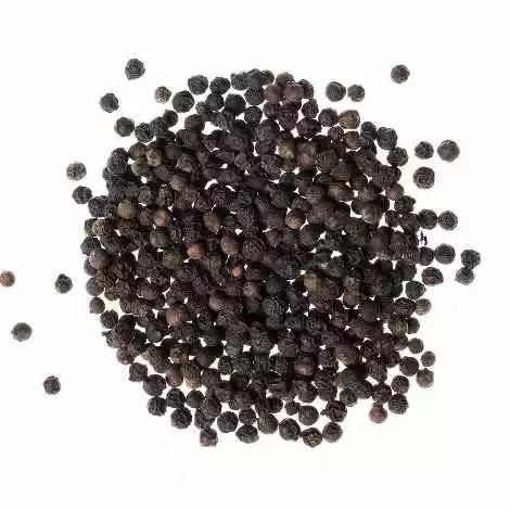 Black peppercorns with uniform size and premium grading Ground black pepper for ready to use seasoning and flavoring Aromatic black pepper for meat dishes vegetables and sauces Black pepper for spice blends marinades and seasoning mixes - Image 4