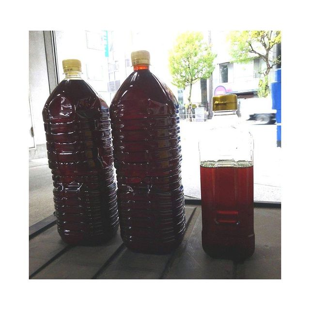 High quality used cooking oil supplied in volume for commercial trade - Image 3