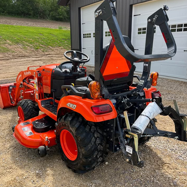 Kubota BX2380 Compact Tractor 23HP Diesel 4WD Mini Farm Tractor with Front Loader and Mower - Image 5