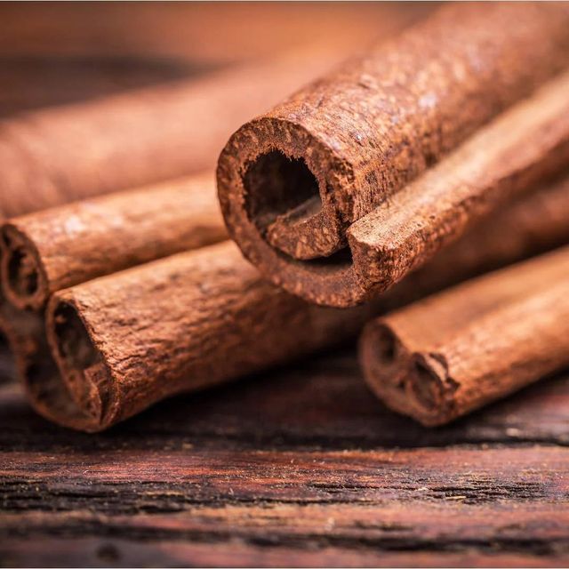 Natural Cinnamon Sticks And Fine Cinnamon Powder With 100% Natural Aroma For Bulk Cinnamon Traders Worldwide - Image 2