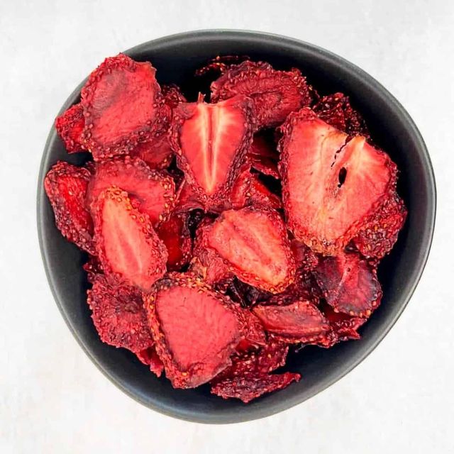 Sun Dried Strawberries Fully Natural Strawberries With No Added Sugar Rich In Nutrients And Fiber - Image 2