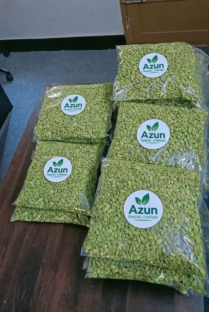 Whole Green Cardamom Elaichi | AD Dried | 8 mm Bold Size | Premium Grade | Aromatic Non-GMO Raw Large Pods Cooking Bakin - Image 2