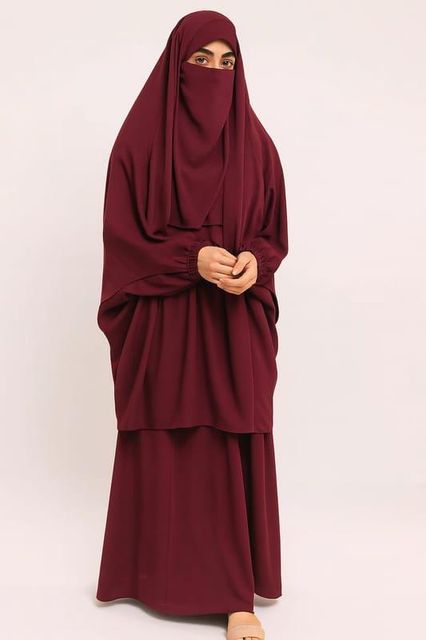 Muslim abaya(Jilbab) Packaging Boxes Price Range €20–€60, €6 Design Style Latest ( according to order) Fabric Type Linen, Low-cost Wool, Synthetic Blends - Image 1
