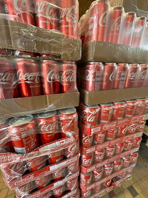Coca-Cola Regular Coke Cans 330ml (24 Pack) wholesale Flavor Soda Form Liquid Type Soft drink Storage Type cool Packaging Details - Image 4