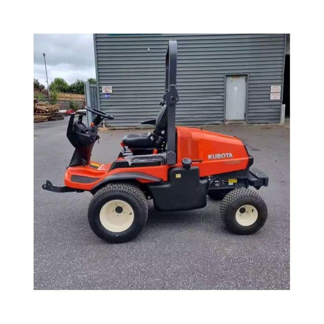Kubota G231 lawn tractor for sale high quality ride on mower with strong engine and advanced cutting system suitable for residential and commercial lawn care applications - Image 3