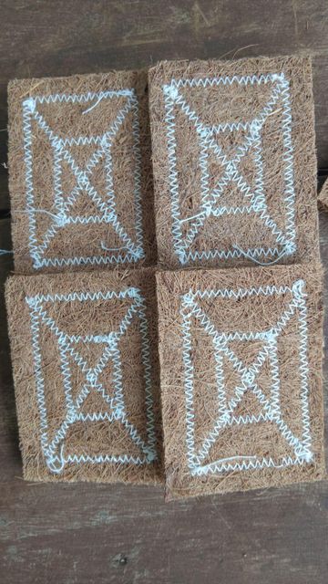 Coconut coir scrubber - Image 1