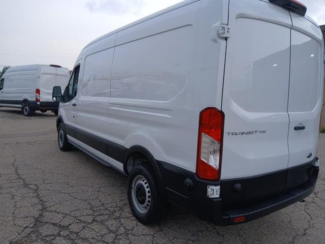 Affordable 2025 Ford Transit Cargo 250 Medium Roof LB RWD For Sale - Image 3