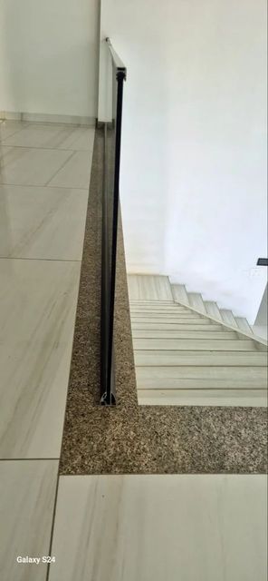 Aluminium Glass Railing Visibility Clear Visibility Maintenance Low-maintenance Design Style Modern, Open Look Durability Rust-resistant, - Image 3