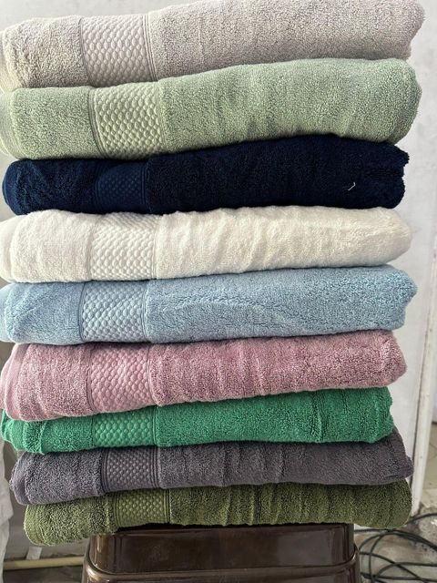 Bath Towels and Bath Sheets Color Mix Material cotton100% Place of Origin India Grade 350gsm to 700gsm Brand Name white label - Image 4