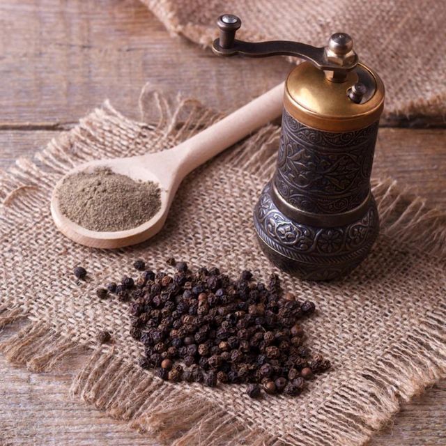 Organic Farm Selected Spice Supply Presenting Black Pepper Powder In Food Safe Bags - Image 4