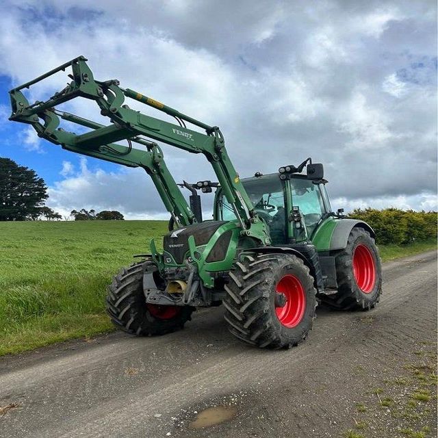 Fendt 516 Vario 4x4 Farm Tractor High Horsepower Agricultural Wheel Tractor with Gearbox Tractor Large Scale Farming - Image 2