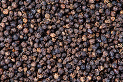 Black Pepper  – Premium Whole Peppercorns - Image 4