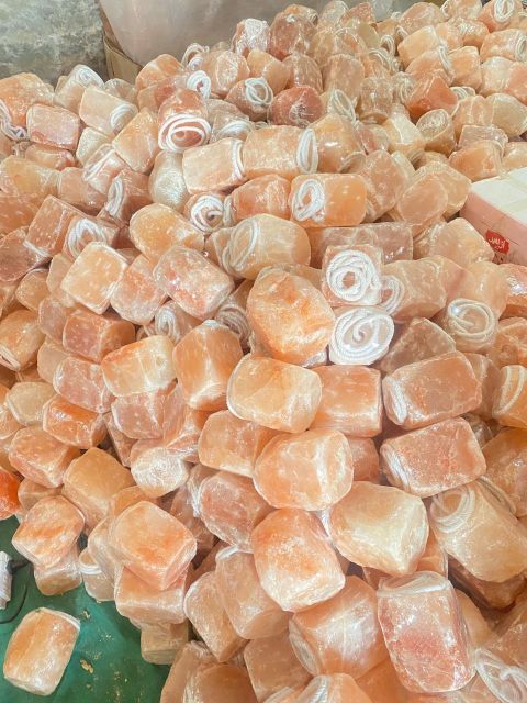 Pink Himalayan Salt for animals - Image 1