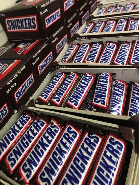 Wholesale High Quality Snickers Chocolate Bar 50g 24 Pcs Carton Ideal for Grocery Stores Supermarkets Retail Shops - Image 1