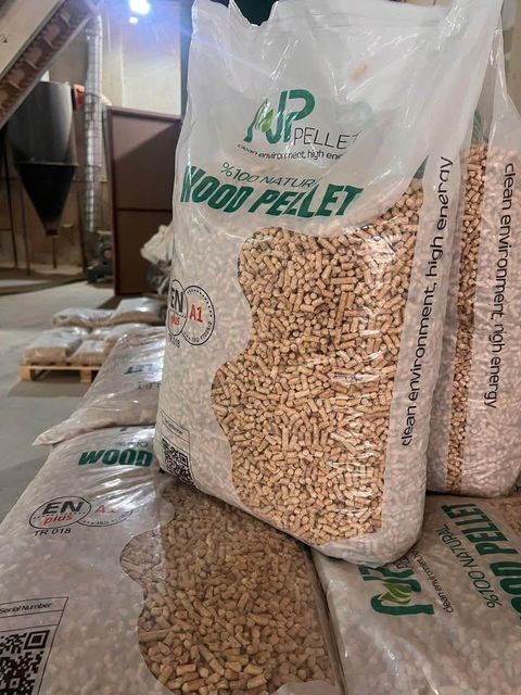 Customization First-class Wood Pellet Fiber Cat Litter Factory Bulk Pine Wood Cat Litter Biodegradable Pinewood cat Litter - Image 3