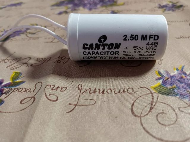 2.5 Mfd Electric Capacitor, For Fans Terminals 2 Design Compact Durability High Material Plastic Capacitance 2.5 MFD Rated Capacity 2.5 - Image 1