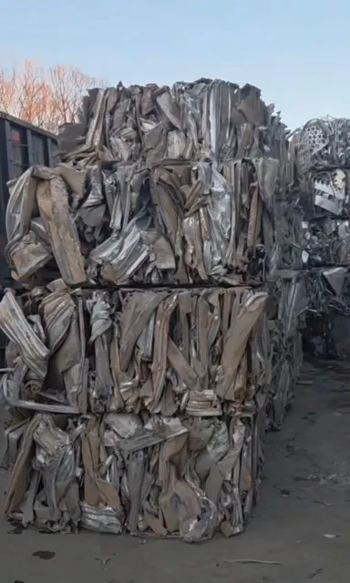6063 Aluminium Extrusion Scrap, 99% Type scrap Grade 6063 Packaging 100 Place of Origin uk Material 6063 Aluminium Form Other, Pipes, Profiles, Rods, Sheets, Wire - Image 5