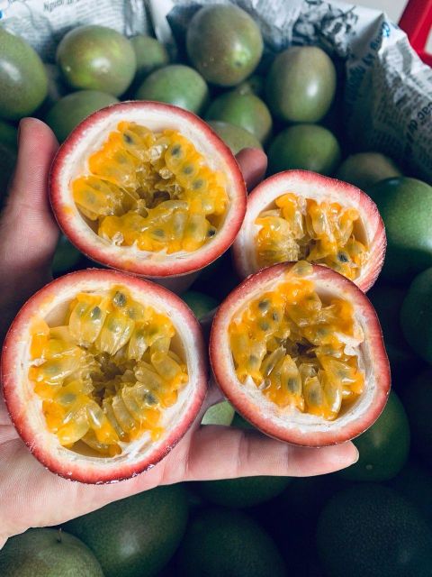 Passion Fruit Size 4-8 cm Aroma Vibrant Style Fresh/Frozen Flavor Tangy-sweet Weight (kg) 80-120g Material 100% Fresh Quality High - quality - Image 1